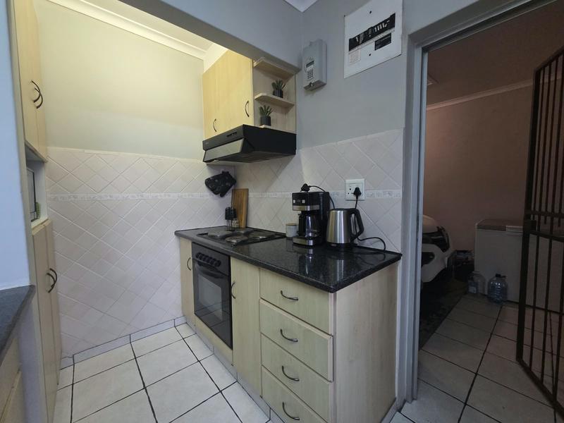 3 Bedroom Property for Sale in Oakglen Western Cape
